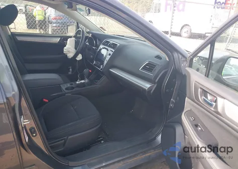 2018 Subaru Legacy 2.5I Premium из США, поврежденный, VIN 4S3BNAC6XJ3031336